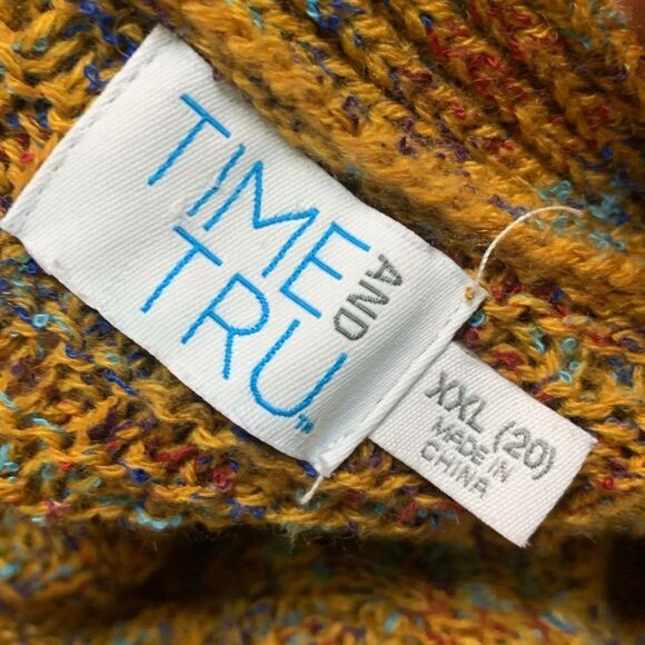 3for$20 sweater xxl runs a bit on smaller side - Picture 3 of 3